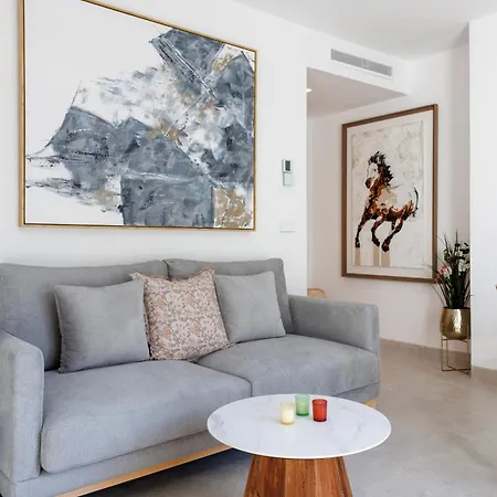 Marbella Banus Suites - Banus - Playa Del Duque - Luxury Beachfront Complex - 2Br - 2Ba - Direct Beach Access - Just 3 Min Walk To Puerto Banus Marina - Outdoor Terrace - 35,000 M2 Tropical Gardens - 3 Pools - 2 Onsite Restaurants - Ideal For Familie