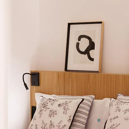 Marbella Banus Suites - Banus - Playa Del Duque - Luxury Beachfront Complex - 2Br - 2Ba - Direct Beach Access - Just 3 Min Walk To Puerto Banus Marina - Outdoor Terrace - 35,000 M2 Tropical Gardens - 3 Pools - 2 Onsite Restaurants - Ideal For Familie Appartement *