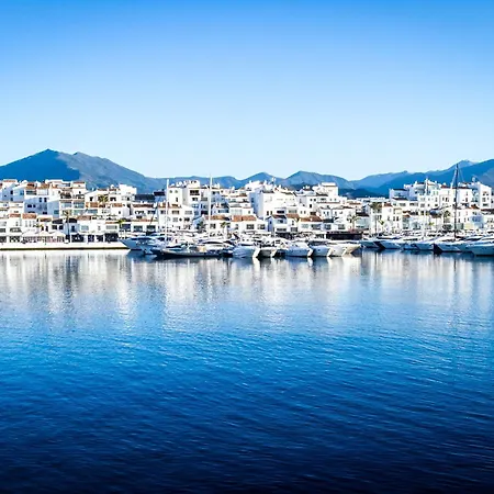 Marbella Banus Suites - Banus - Playa Del Duque - Luxury Beachfront Complex - 2Br - 2Ba - Direct Beach Access - Just 3 Min Walk To Puerto Banus Marina - Outdoor Terrace - 35,000 M2 Tropical Gardens - 3 Pools - 2 Onsite Restaurants - Ideal For Familie Appartement *
